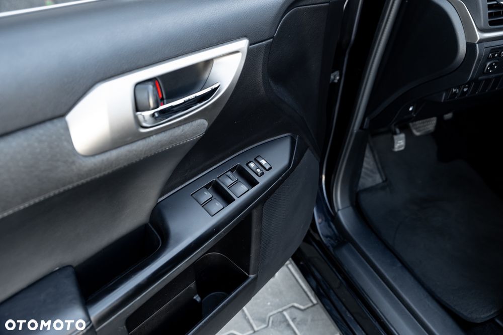 Lexus CT 200h - 15