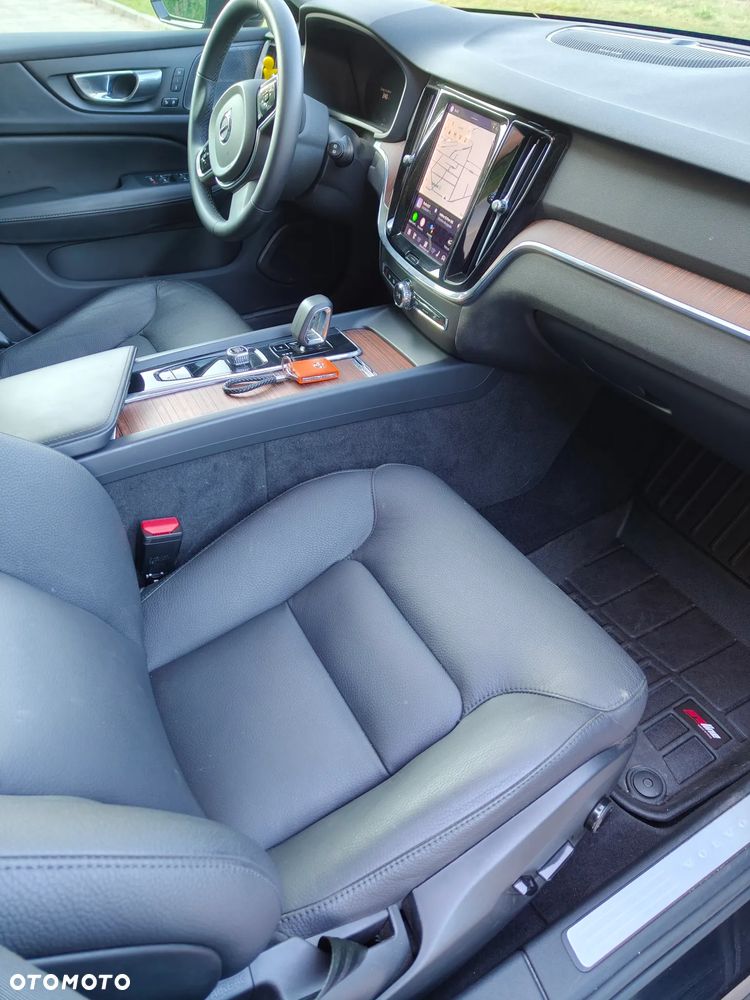 Volvo V60 B5 B AWD Inscription - 21