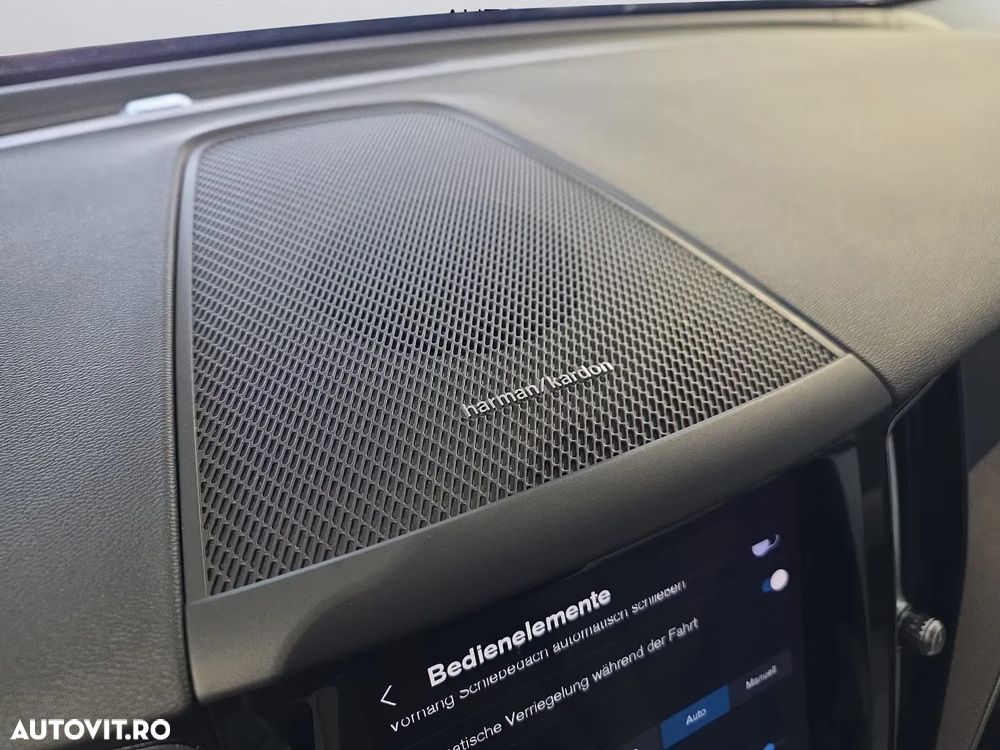 Volvo XC 60 T6 AWD Recharge Plus Bright - 15