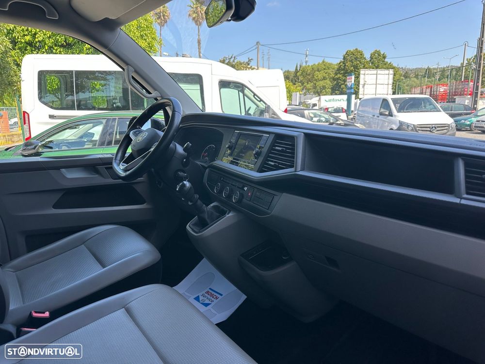 VW Caravelle 2.0 TDI Comfortline - 13