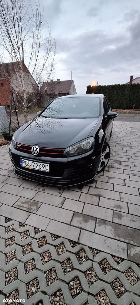 Volkswagen Golf ver-2-0-tsi-gti - 2