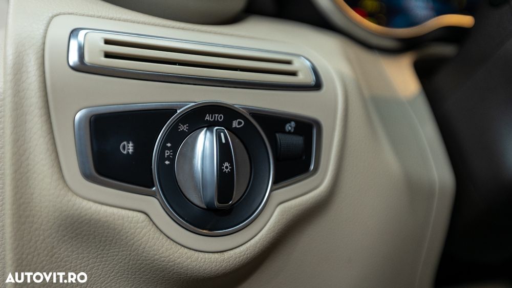 Mercedes-Benz GLC Coupe 200 MHEV - 10