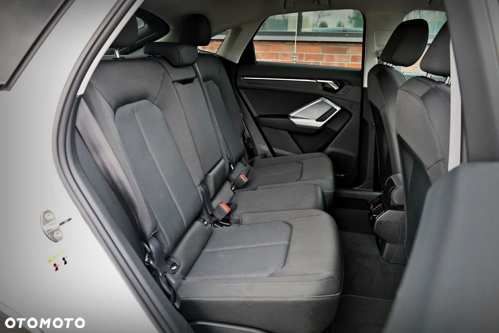 Audi Q3 Sportback - 25