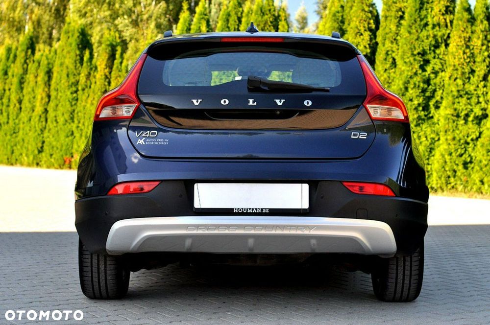 Volvo V40 Cross Country D2 Momentum - 32