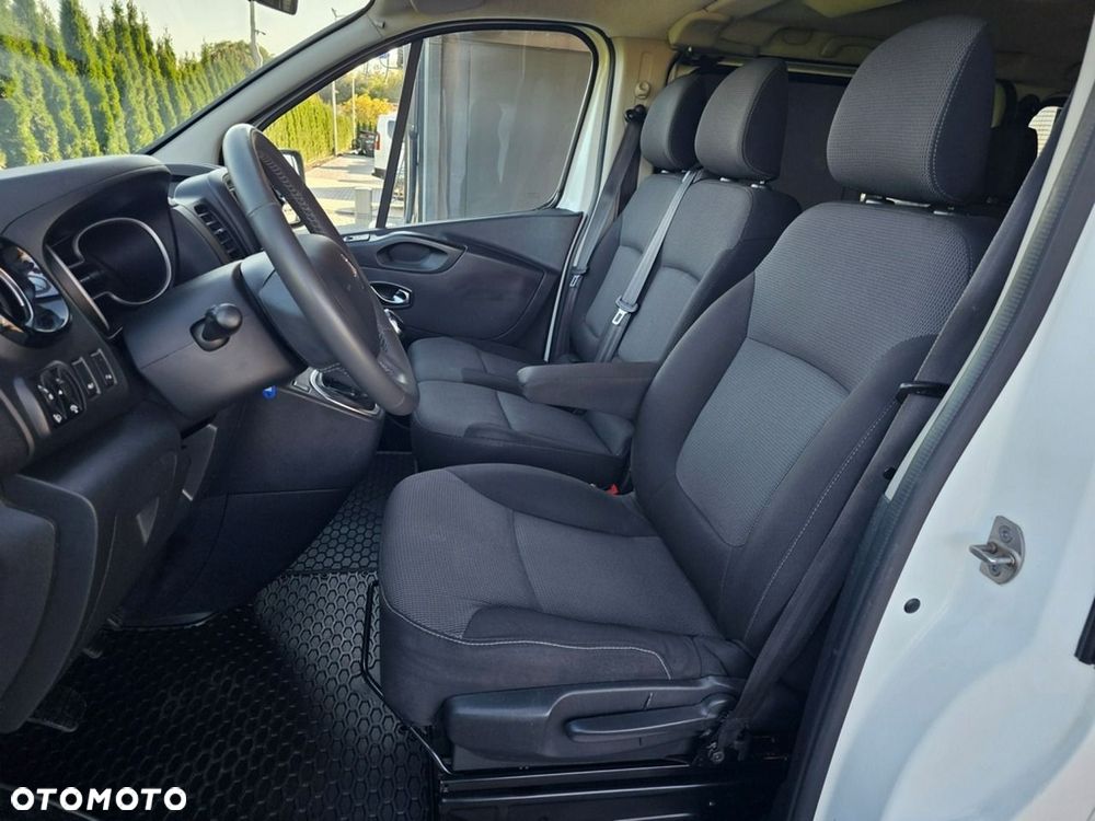 Renault Trafic - 21