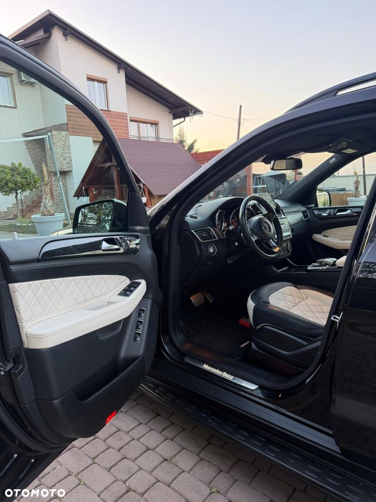 Mercedes-Benz GLS 350 d 4-Matic - 7