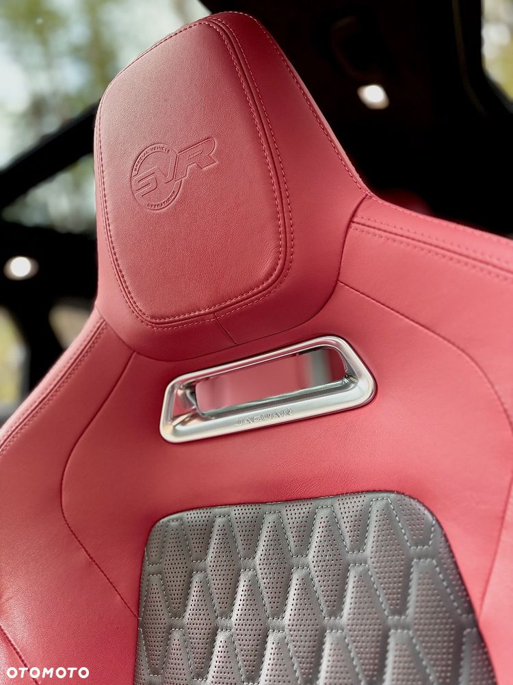 Jaguar F-Pace 5.0 V8 S/C AWD SVR - 24