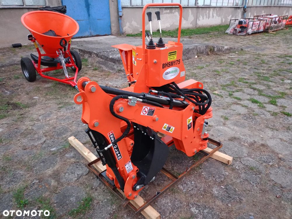 Inny Koparka zawieszana do ciągnika z własną pompą hydrauliczną BHM175 BHM225 oraz wersje z przesuwem hydraulicznym BHMS175 BHMS225 Mikrus Troll GEOGRASS Raty Transport ramie kopiące ciągnikowe WOM URSUS ZETOR MF - 2