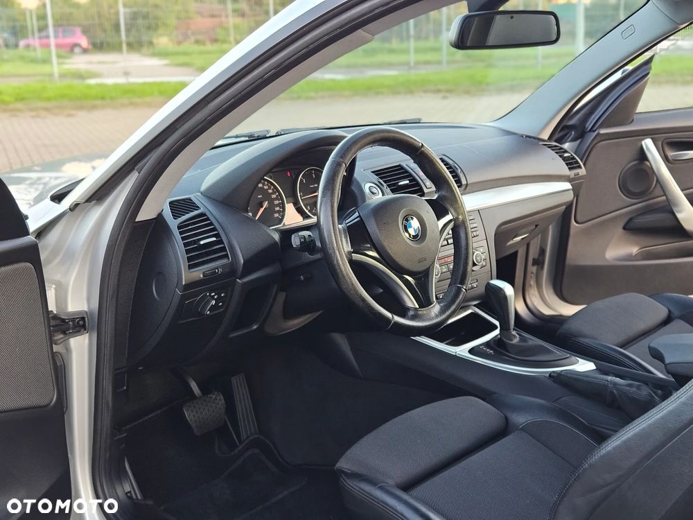 BMW Seria 1 120d DPF - 7