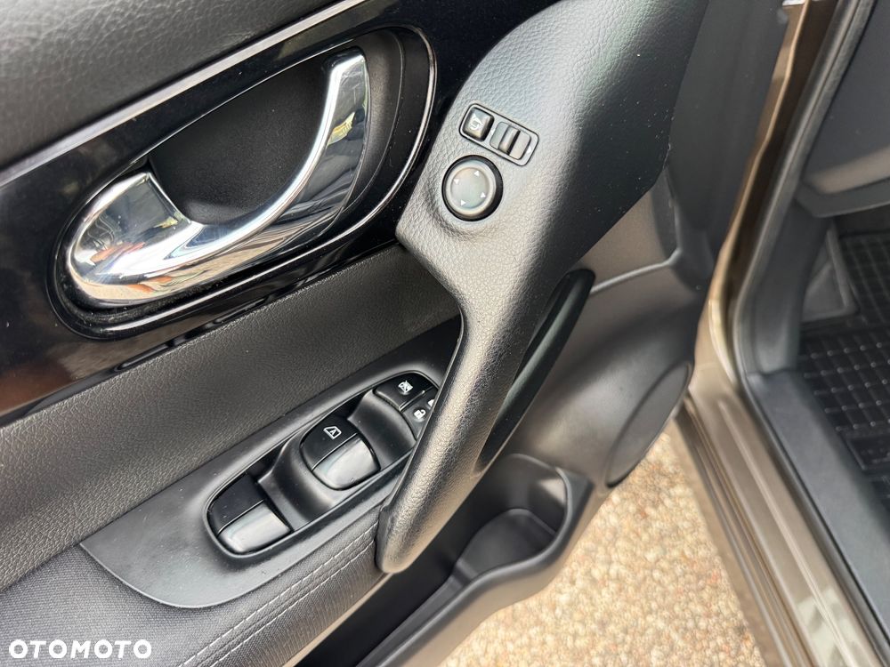 Nissan Qashqai 1.6 DCi Tekna Xtronic - 28