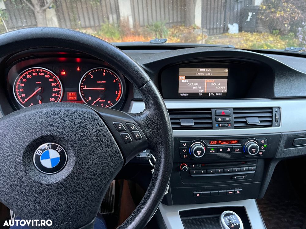 BMW Seria 3 318d - 6