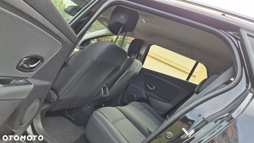 Renault Megane 1.6 16V Limited - 9