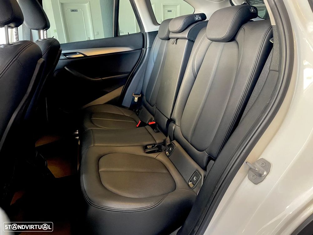 BMW X1 16 d sDrive - 8