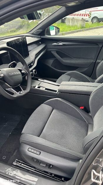 Skoda Superb 2.0 TSI 4x4 Sportline DSG - 9