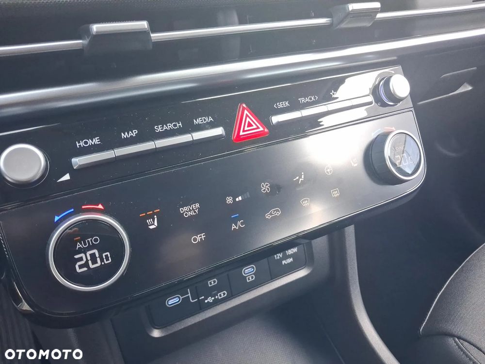 Hyundai Tucson 1.6 T-GDi HEV Executive 2WD - 22