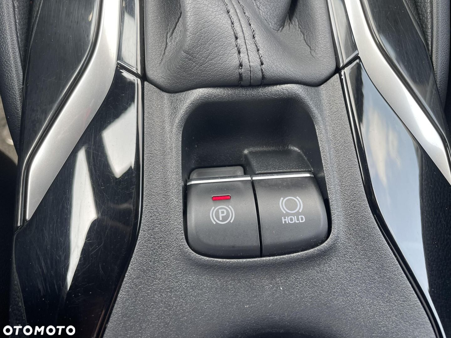 Toyota Corolla - 22