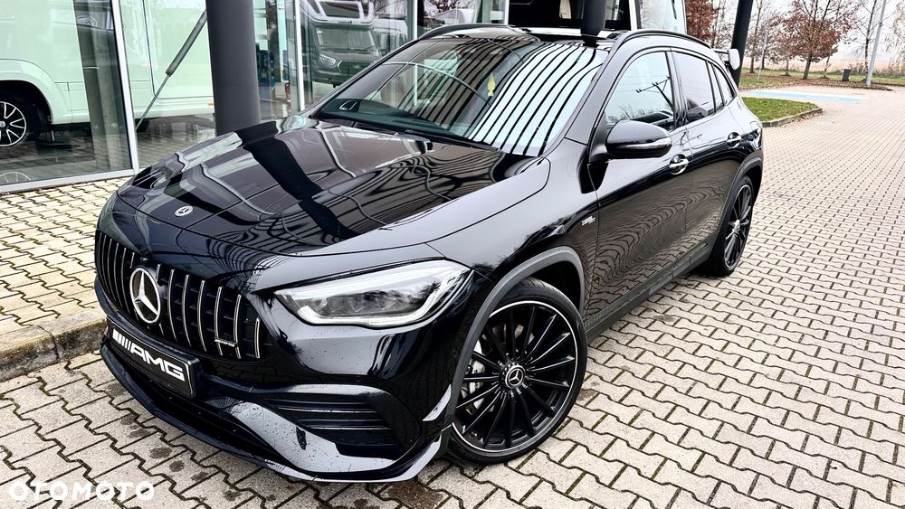 Mercedes-Benz GLA - 6