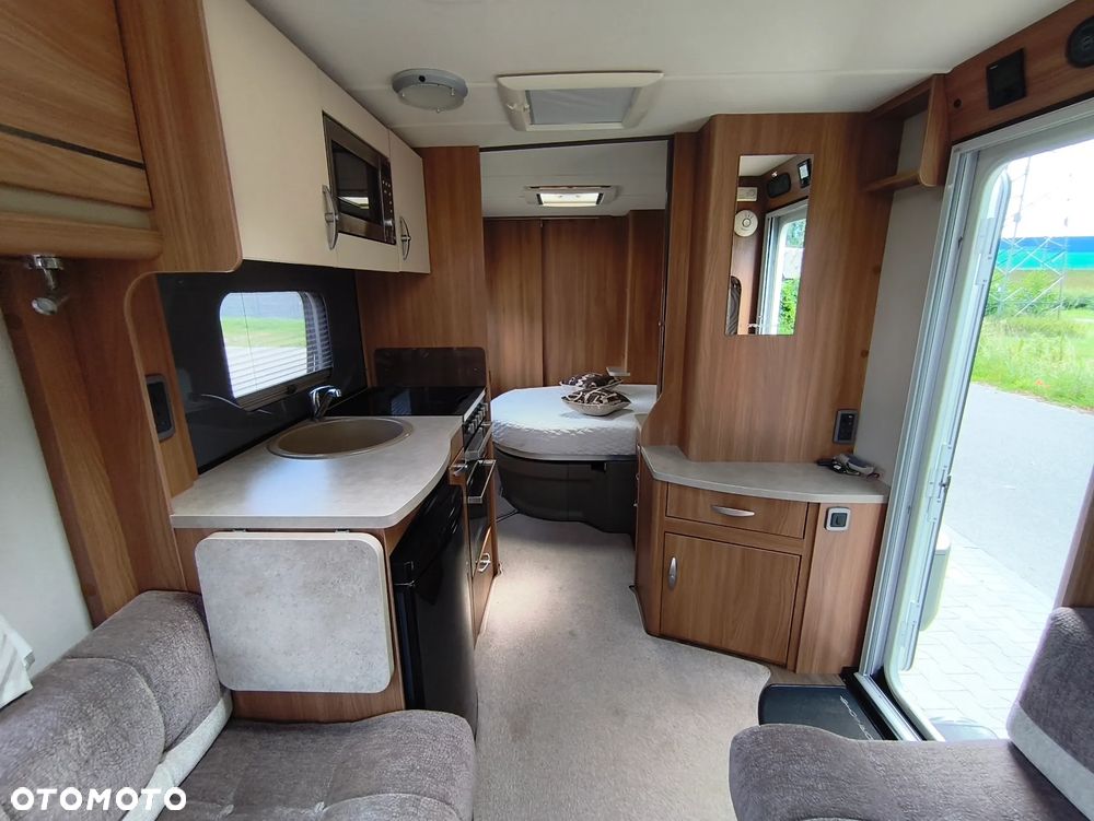 SWIFT CORNICHE 20/4 - 19