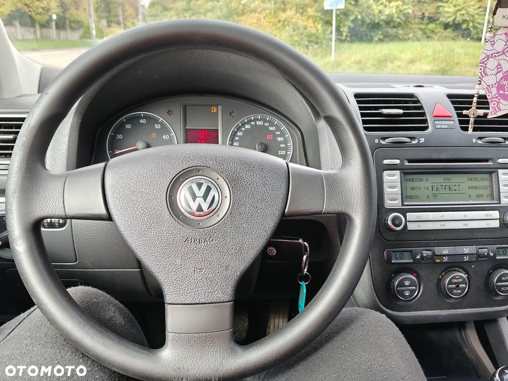 Volkswagen Jetta 1.6 Comfortline - 20