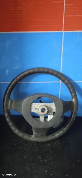 Kierownica Toyota Yaris - 2