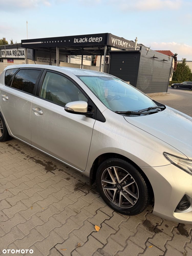 Toyota Auris - 3