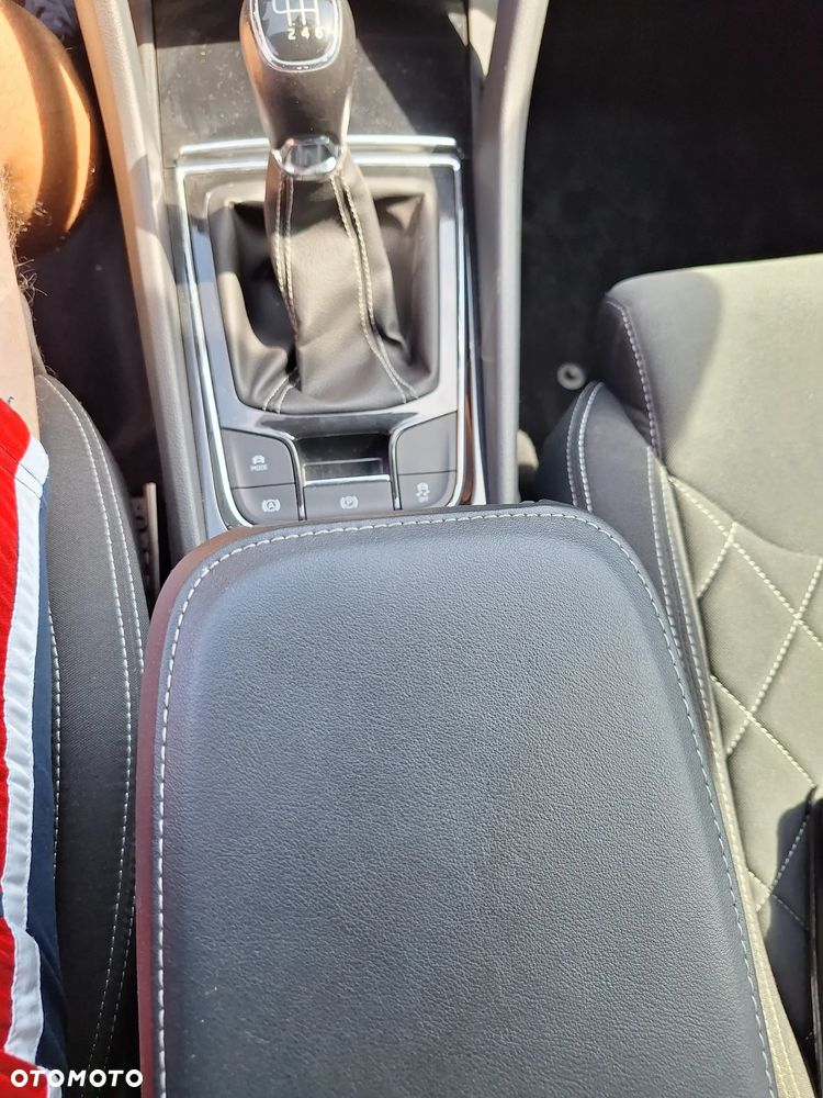 Skoda Karoq 1.5 TSI ACT Sportline - 13