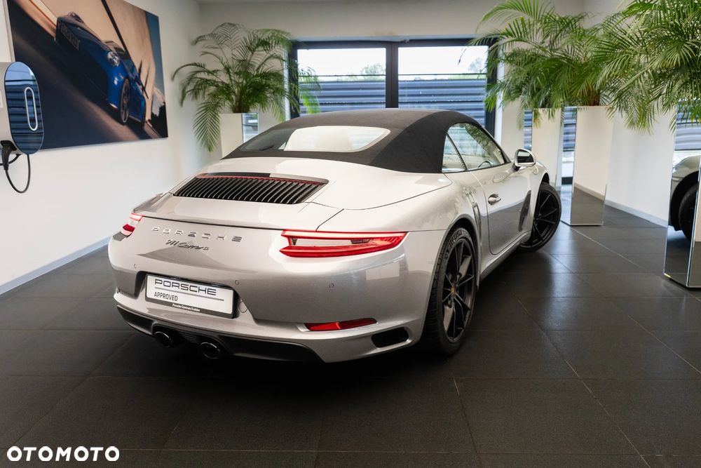 Porsche 911 Carrera PDK - 9