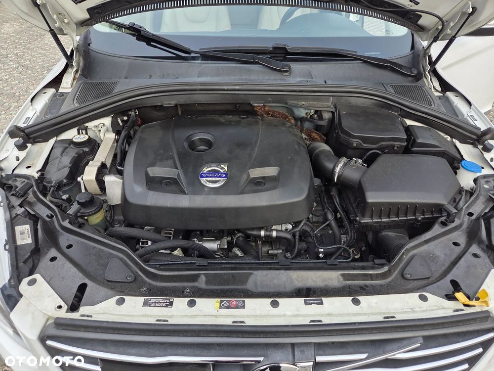 Volvo XC 60 T5 Drive-E Summum - 7