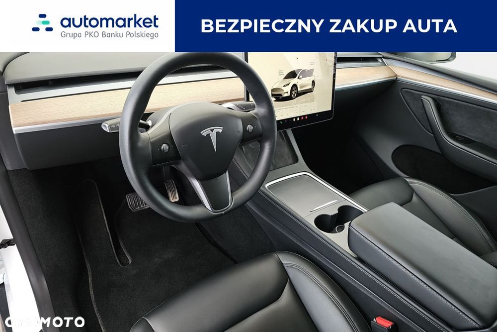 Tesla Model Y RWD - 10