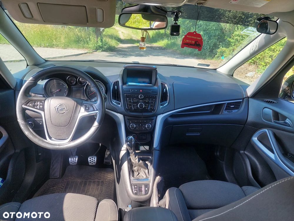 Opel Zafira 2.0 CDTI Cosmo - 11