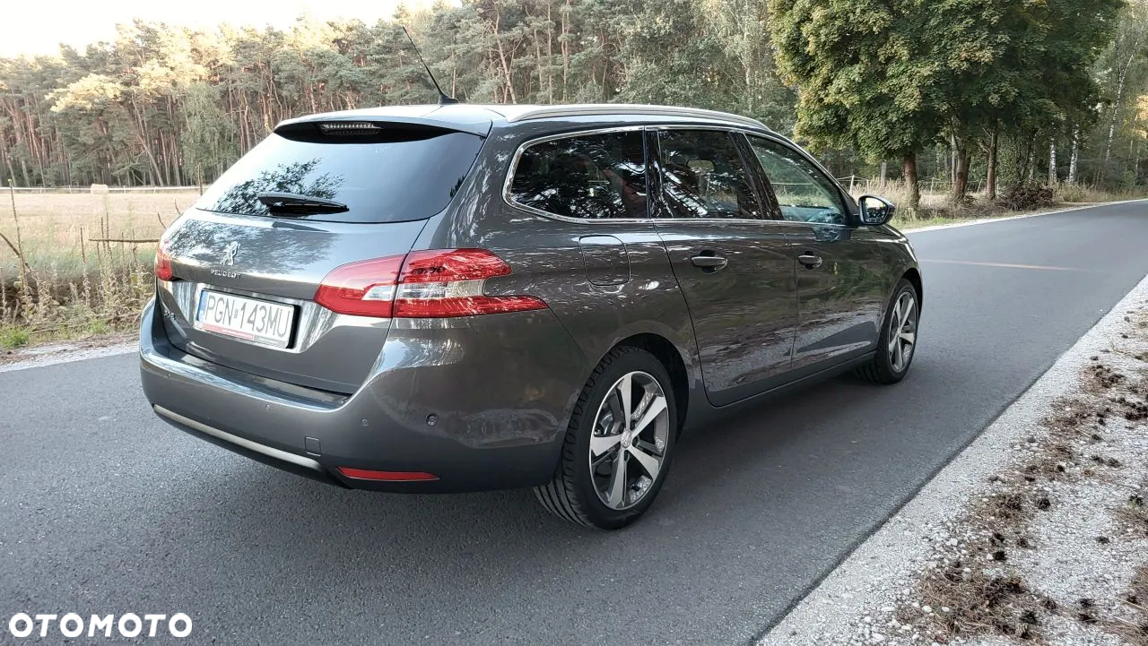 Peugeot 308 1.5 BlueHDi Allure S&S - 10