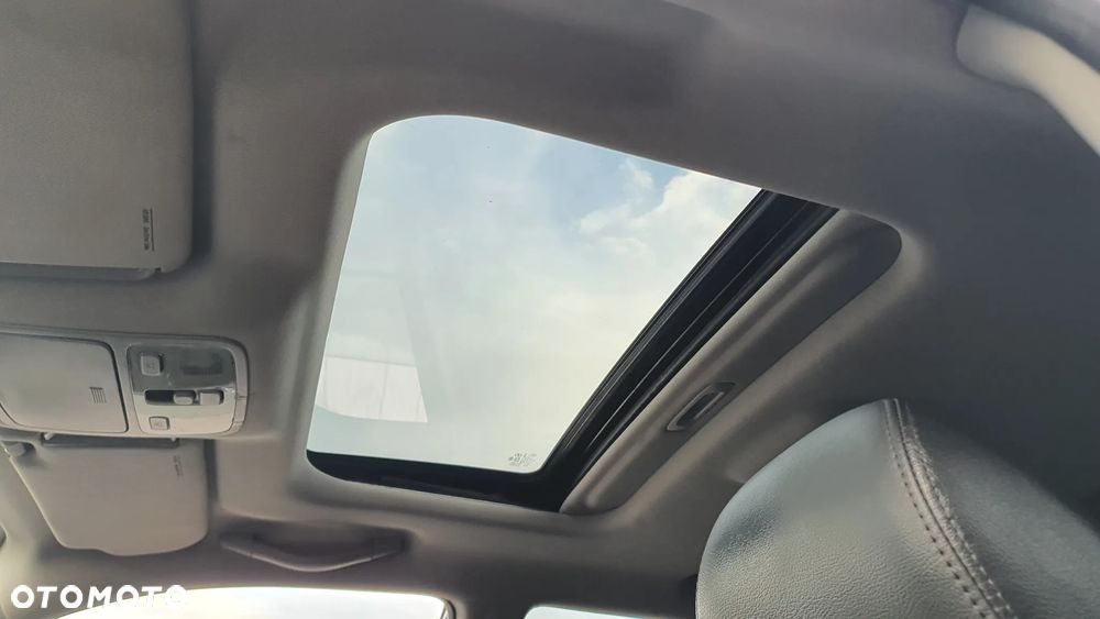 Hyundai Tucson 2.0 CRDi Style - 22