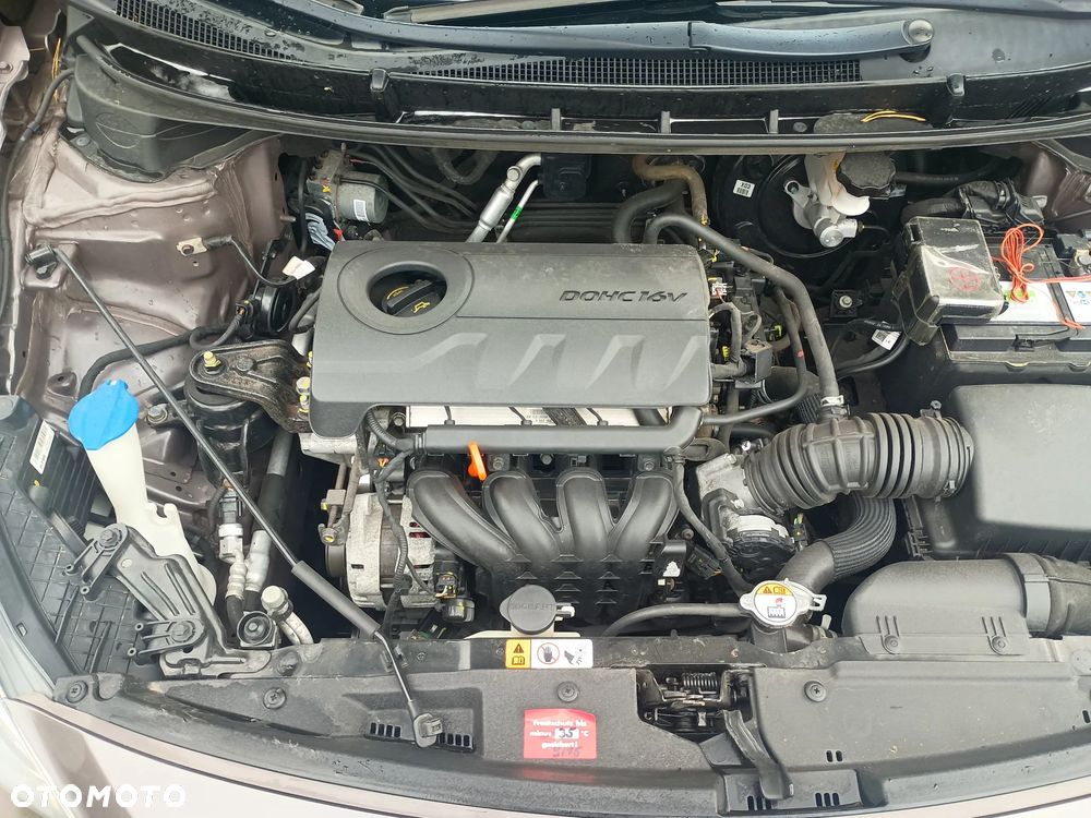 Hyundai i30 1.4 Comfort - 25