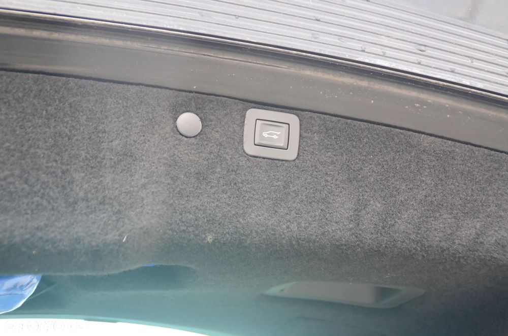 Opel Insignia 1.6 T Cosmo - 12