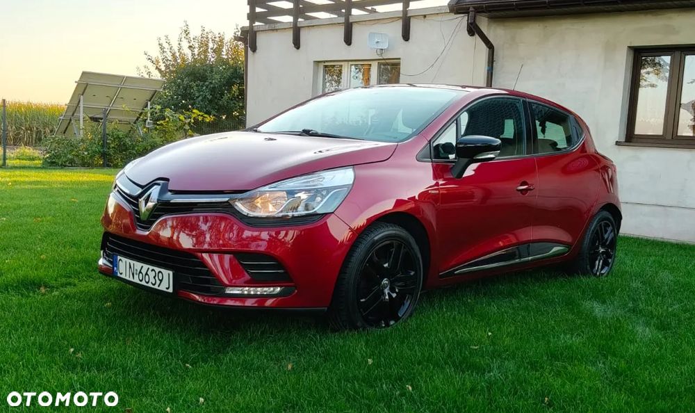 Renault Clio 1.2 16V 75 LIMITED - 1