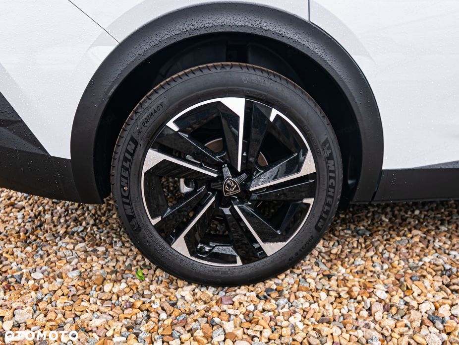 Peugeot 408 - 17