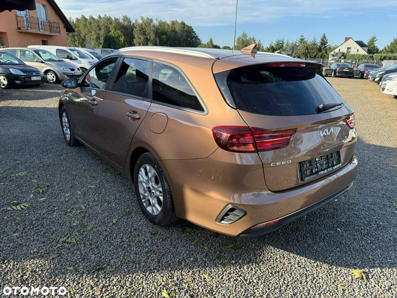 Kia Ceed - 4