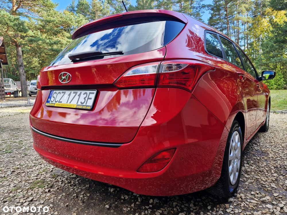 Hyundai i30 1.4 Intro Edition - 4
