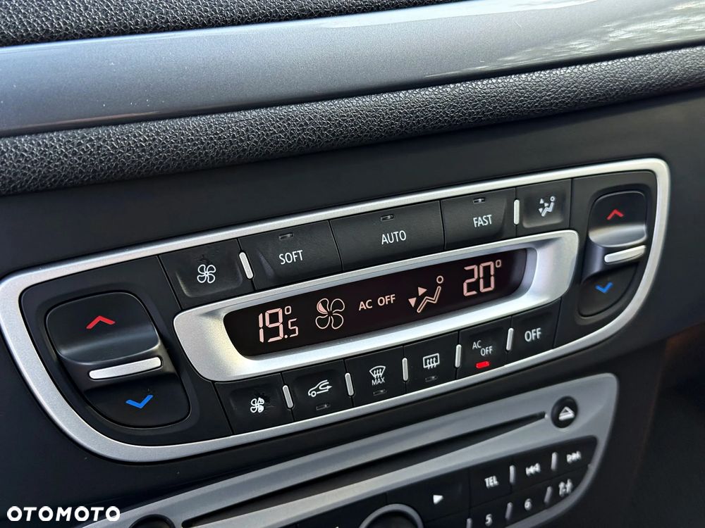 Renault Megane dCi 130 FAP Night and Day - 16