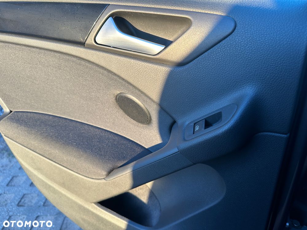 Volkswagen Golf VI 1.6 TDI Comfortline Optimum - 18