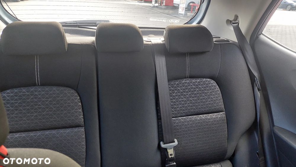 Kia Picanto 1.2 L - 19
