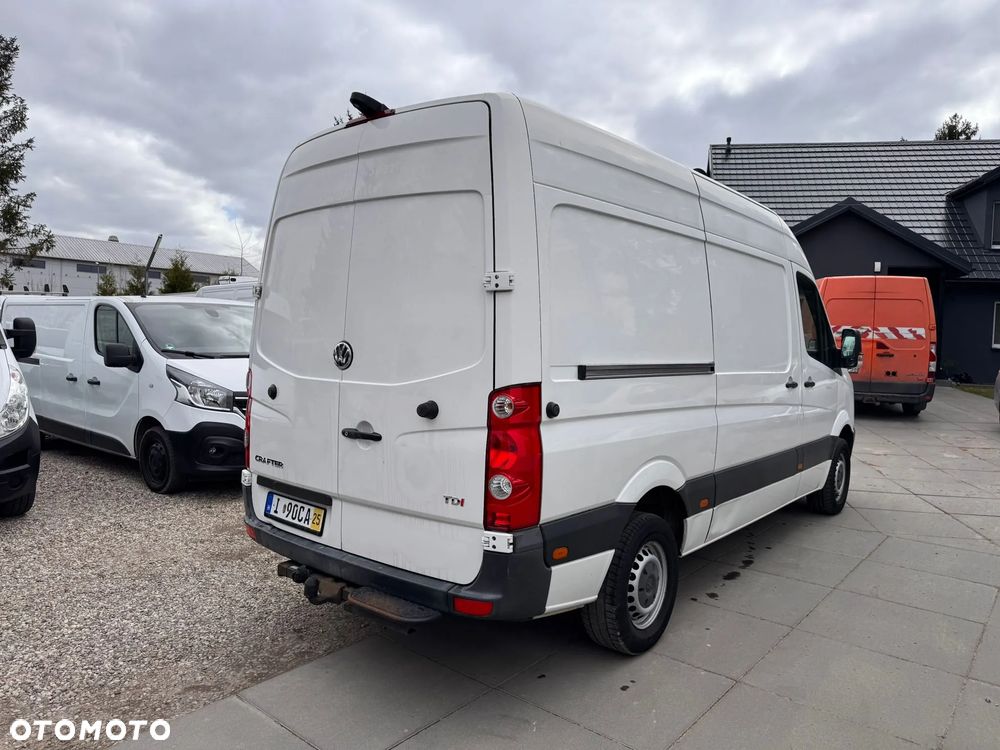 Volkswagen CRAFTER ŚREDNI PO LIFTOWY KLIMATYZACJA - 7