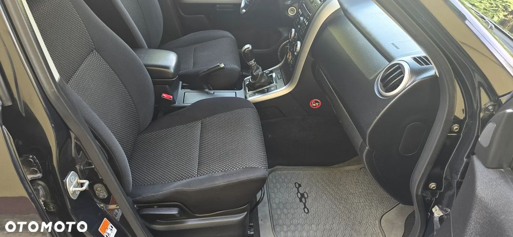 Suzuki Grand Vitara 1.9 DDiS - 24