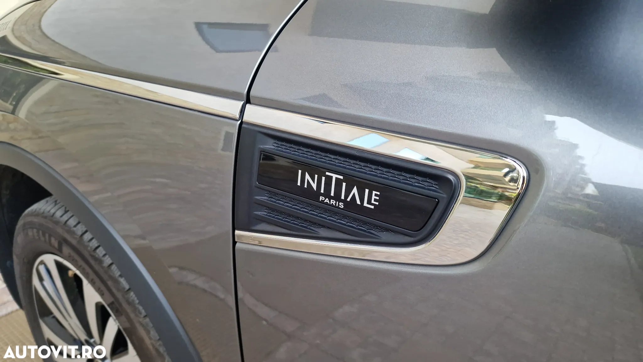 Renault Koleos BLUE dCi X-Tronic 4WD Initiale Paris - 29
