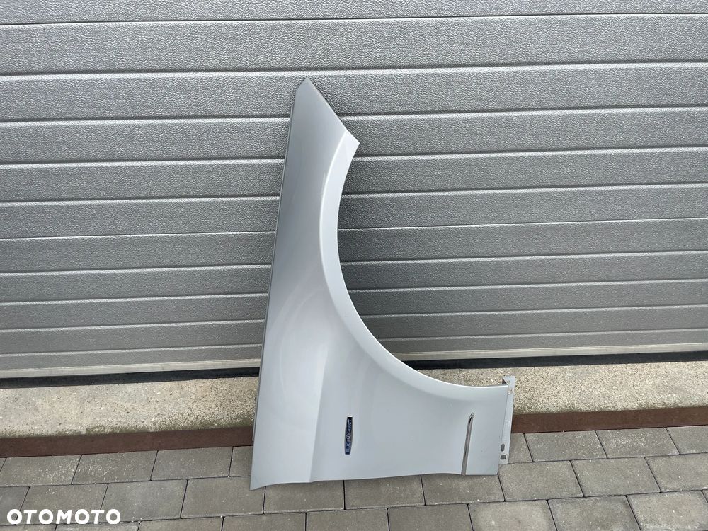BŁOTNIK PRZEDNI PRAWY MERCEDES E-KLASA W212   2009-2016 - 1