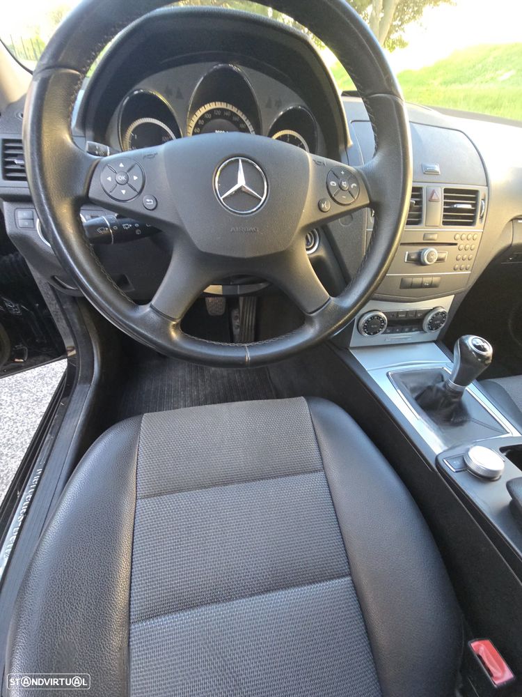 Mercedes-Benz C 250 CDi Avantgarde BlueEfficiency - 16