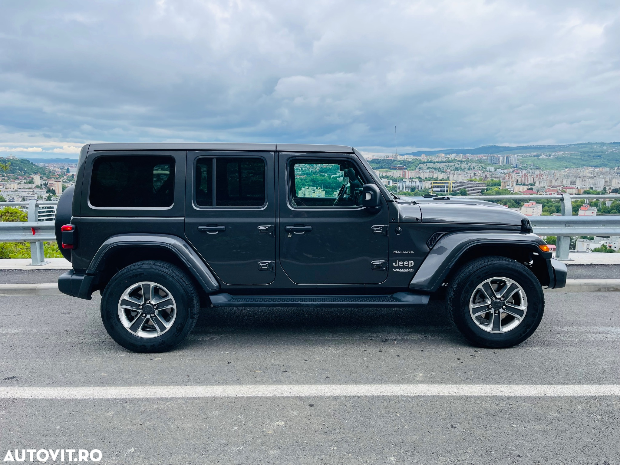 Jeep Wrangler Unlimited 2.2 CRD AT8 Sahara - 3