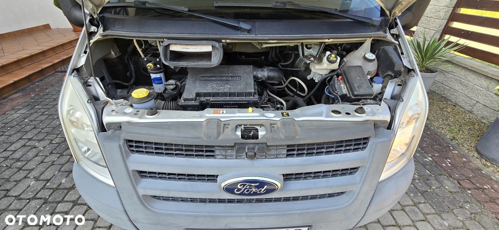Ford Transit - 20