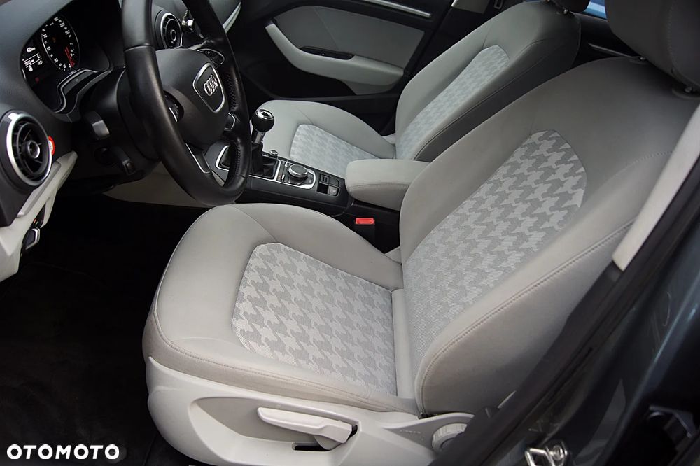 Audi A3 Sportback 1.4 TFSI Ambition - 26
