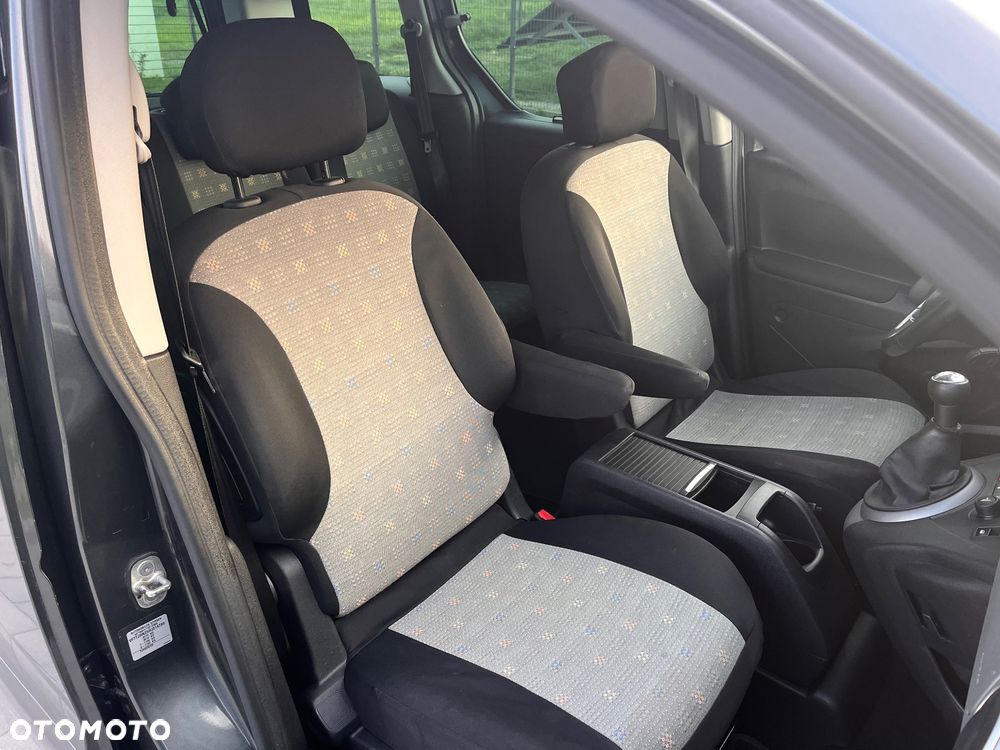 Citroën Berlingo Multispace PureTech 110 SELECTION - 26